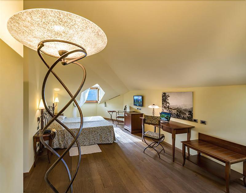 La Darsena Boutique Hotel & Restaurant Tremezzo Ngoại thất bức ảnh