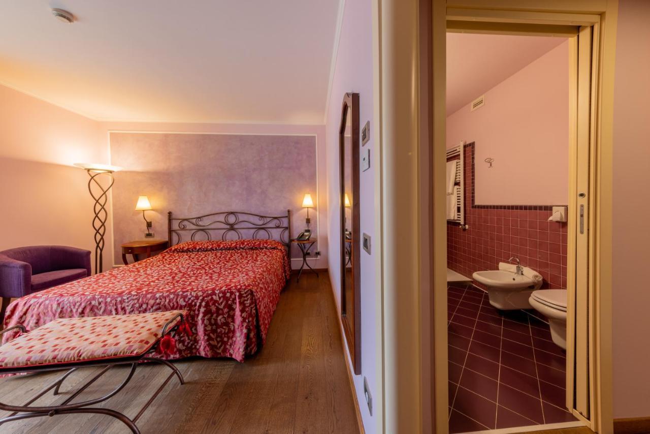 La Darsena Boutique Hotel & Restaurant Tremezzo Ngoại thất bức ảnh